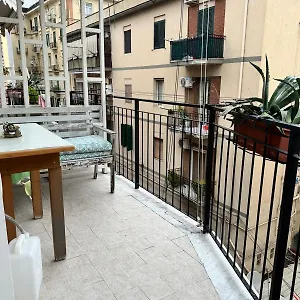 Il Centro Di , Nápoles Italia